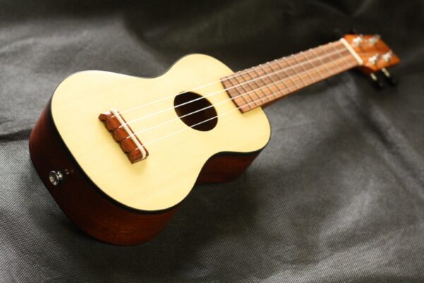 Mahogany spruce soprano